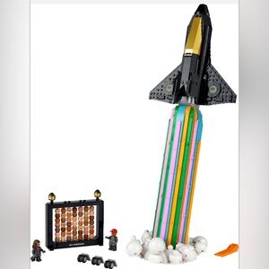 Lego Icons 10391 Over the Moon with Pharrell Williams 🚀 🌈